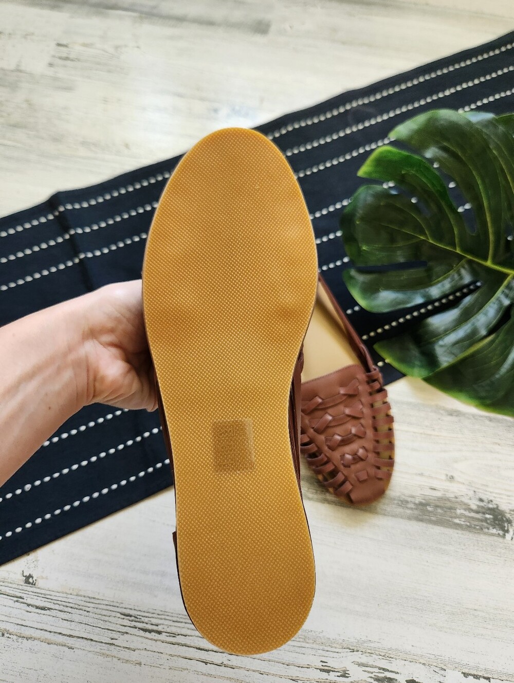 Quince Leather Huarache Flats Shoes Brandy Color Size 7.5 - Picture 3 of 5